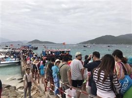 Vietnam prepares for influx of Chinese tourists